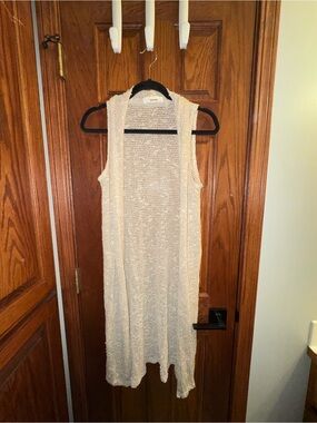Sans Souci Cream Open-Weave Knit Vest